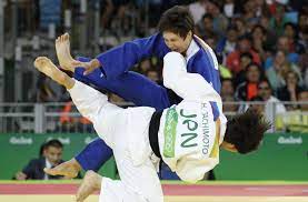 Judo at the 2016 summer olympics in rio de janeiro took place from 6 to 12 august at the carioca arena 2 inside the barra olympic park in barra da tijuca.around 386 judoka competed in 14 events (seven each for both men and women). Olympia 2016 Judoka Laura Vargas Koch Holt Bronze Sportmeldungen Stuttgarter Zeitung