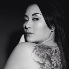 Stella Chamberlain (@OpenUrMind8)