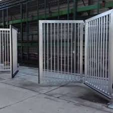 Harga pagar minimalis lipat pm001 ini cukup murah terjangkau dan kompetitif tergantung pesanan harga pagar minimalis per m2 kisaran. Pagar Minimalis Bentuk Lipat Konstruksi Dan Taman 757696859
