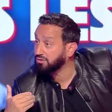 Fils du producteur de cinéma portugais paulo branco, il grandit dans un milieu aisé. Juan Branco Actualites Et Infos Gq France