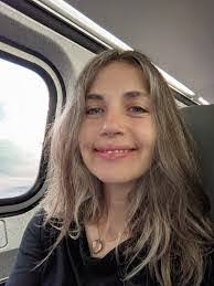 Lorie Spear's Instagram, Twitter & Facebook