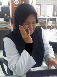 Pegawai sedang berkhidmat (bukan kenaikan pangkat secara lantikan) dalam perkhidmatan awam/badan berkanun dan pihak berkuasa tempatan yang telah disahkan dalam perkhidmatan hendaklah berumur tidak melebihi 38. Kisah Pembantu Kesihatan Pka Pembantu Kesihatan Awam Facebook
