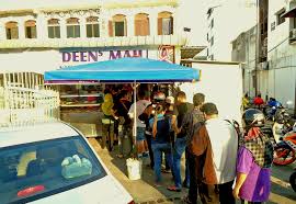 Untuk pengetahuan anda, deen maju nasi kandar membuka kedai makan mereka dari jam 2.30 petang sehingga 11 malam. Pqlz6chp2lkp9m