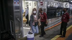 Koleksi wallpaper dan foto kereta api keren, baik kereta api kuno maupun kereta modern. Top 3 Berita Hari Ini Syarat Naik Kereta Jarak Jauh Pada 18 24 Mei 2021 Lifestyle Liputan6 Com