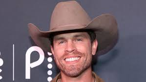 Dustin Lynch