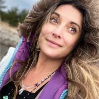 Laura Chiasson's Instagram, Twitter & Facebook