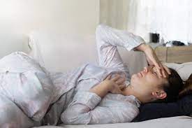 Nocturnal panic attacks can last for a few minutes, and it may take a while before you are able to calm down and slip back into sleep. Panic Attacks At Night Causes And How To Cope