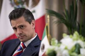 Former president enrique peña nieto waves a mexican flag during independence day celebrations in mexico city, 2018. Mi Pacto Es Con El Futuro De Mexico Internacional El Pais