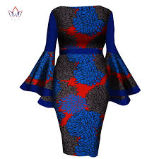 Voici des photos sur le thème modèle de bazin femme liegt in der kategorie von lifestyle. Femmes Africaines Robe 2021 Nouveau Ete Dame Imprimer Cire Robes Bazin Riche Mi Mollet Afrique Sexy Haut Parleur Manches Robe Wy1217 Aliexpress