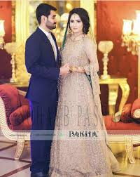 Pin By Mino On Dulha Dulhan In 2020 Bridal Outfits Bridal Mehndi Dresses Pakistani Bride