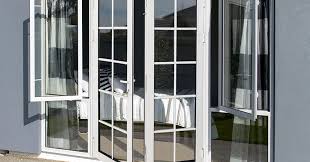 Umumnya, pintu lipat menggunakan kaca sehingga menciptakan nuansa yang mewah dan elegan. Konsep 34 Harga Pintu Lipat Aluminium Per Daun