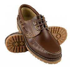 Which is the official site for nautica apparel? Zapatos Nauticos Con Cordones De Piel Natural