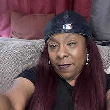 Connie Cofield's Instagram, Twitter & Facebook