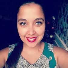 Maria Toth's Instagram, Twitter & Facebook