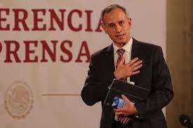 Andres manuel lopez obrador, president of mexico gestures during the celebrations of mexico's independence day at zocalo on september 15, 2019 in. Fotos De Lopez Gatell En La Playa Asi Reacciono Amlo