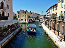 Port Grimaud Pres De Saint Tropez France French Trip France Travel Seaside Towns
