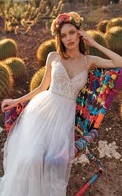 Remember above all country girls like to keep things simple. Rustic Wedding Dresses 30 Perfect Styles You Ll Love