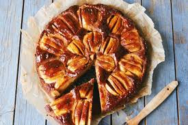 Dazu gibt es bei besonders kniffligen schritten noch ein paar praktische tipps und tricks, damit nichts mehr schiefgehen kann. Backen Rezepte Und Tipps Fur Kuchen Co Brigitte De