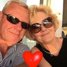 Looking for the WW1 medal for Frank K Heap King's Royal Rifle Corps 5647.  The medal was in the family but has been lost. I have the original box and  ribbon. Would