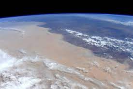 Astronaut Shares Heartbreaking Photos Of The Australian Bushfire Smoke Earth From Space Earth Photos Astronauts In Space