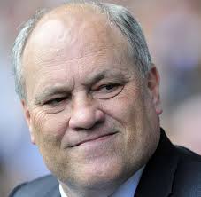 Hollantilainen jol, 52, korvaa tehtävässä psv eindhoveniin lähteneen huub stevensin. Martin Jol Hsv Fans Starten Petition Fur Ex Coach Welt