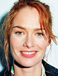Lena Headey Red Such A Nice Down To Earth Lass 3 Lena Headey Celebrity Faces Woman Smile