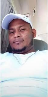 Perspectiva Informativa added a...