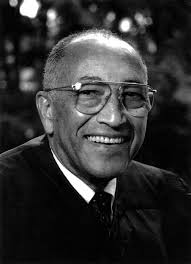 Ahead of the Curve web profiles.indd