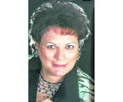 Lynette Gunter's Instagram, Twitter & Facebook