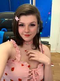 I don't think f1nn is a transsexual, but he really seems to enjoy crossdressing, and i wouldn't be surprised if he was a crossdresser at a young age, but doesn't want to admit to it. F1nn5ter On Twitter I Have So Much Excess Testosterone If Anyone Wants Some