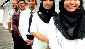 Terengganu jalan putra a/2,taman bandar putra no 17,ground floor & first floor. Uts Marketing Solutions Sdn Bhd Penipu Algondola