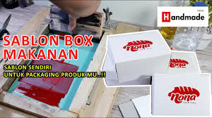 Nasi box dengan 9 menu menu pilihan dari nasi putih, nasi kuning, nasi goreng hingga nasi hijau. Cara Sablon Pada Box Makanan Youtube