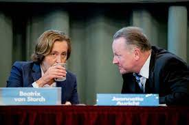 Gleichzeitige mitgliedschaften in der partei alternative für deutschland und in der gewerkschaft der polizei sind. Streit Bei Der Berliner Afd Mitglieder Des Landesschiedsgerichtes Treten Zuruck Berlin Tagesspiegel