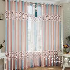 Harga gorden minimalis per meter tergantung jenis bahan dan apakah gorden jadi siap pakai maupun custom. Harga Model Gorden Rumah Minimalis Terbaru Desainrumahnya Com