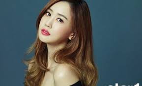 Lee dahae who once did dancing reveals her dancing skills guesthouse daughters 2017 04 25. Se7en Confirmed In A Relationship With Actress Lee Da Hae