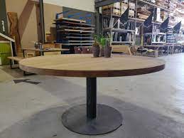 ronde eettafel met strakke ronde poot van staal deze tafel maken wij in elke maat diameter dikte en kleur de p dining table outdoor decor outdoor furniture