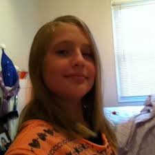 olivia loy (@iloveu450)