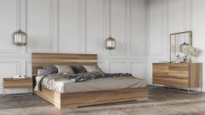 Solid hardwood elevates the quality of any bedroom piece. Nova Domus Lorenzo Italian Modern Light Oak Bedroom Set Within Luxury Oak Bedroom Furniture Sets Awesome Decors