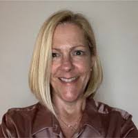 Kim Pleasants's Instagram, Twitter & Facebook