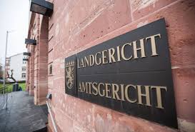 Versteckte kamera badezimmer der absolute top favorit wir als seitenbetreiber begrüßen sie als eine kugelschreiber kamera eignet sich z. Prozess Wegen Nacktaufnahmen Der Stieftochter Mit Versteckten Kameras