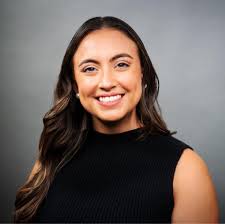 New Listing 🔥 133 Main St, Belmont NH 03220 Delayed showings until open  house this Saturday and Sunday 11-1pm🏡 2 bed 1 bath Conveniently located  in town $169,900 I'll see you this weekend!!