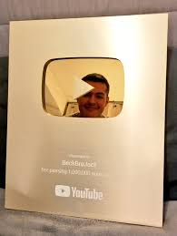 Watch minecraft dragon mod beckbrojack now. How Much Money Beckbrojack Makes On Youtube Net Worth Naibuzz