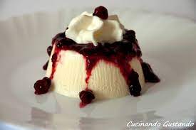 Ristorante al gambero, calvisano picture: Semifreddo Alla Vaniglia Con Coulis Ai Frutti Di Bosco