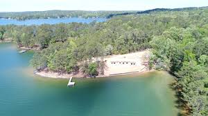 Jordan lake homes for sale have an average list price of $284,000, with many great homes at higher and lower prices. Search Waterfront Homes Fuller Realty Lake Martin Alabama