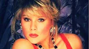 2 sierpnia stratton przegrała walkę z rakiem. Samantha Fox S Girlfriend Myra Stratton Dies Entertainment News The Indian Express