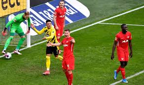 Сегодня, 13 мая, в финальном матче кубка украины по футболу киевское «динамо» встретилось с луганской «зарёй». Ibphulwjfdaa9m