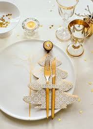 Dekorieren Und Schenken Mit Den Pralinen Von Ferrero Tischdeko Tischdeko Weihnachten Tischdekoration Weihnachten Weihnachten