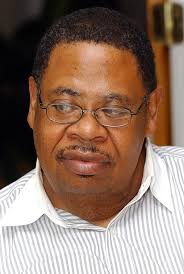 Floyd Adams enters fray, shakes up mayor's race