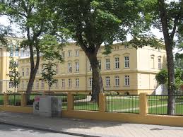 You are on this page because you are most likely looking for: Umbau Der Ehemaligen Werderklinik Zum Hauptsitz Der Vr Bank Steinhausen Justi Landschaftsarchitekten Gmbh