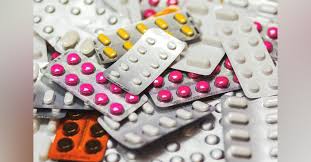 Our team in kolkata comprising best skin specialists and certified therapists is committed to helping you enjoy the best professional care and seamless experience. These Chemists Are Open 24 7 They Home Deliver Too Lbb Kolkata
